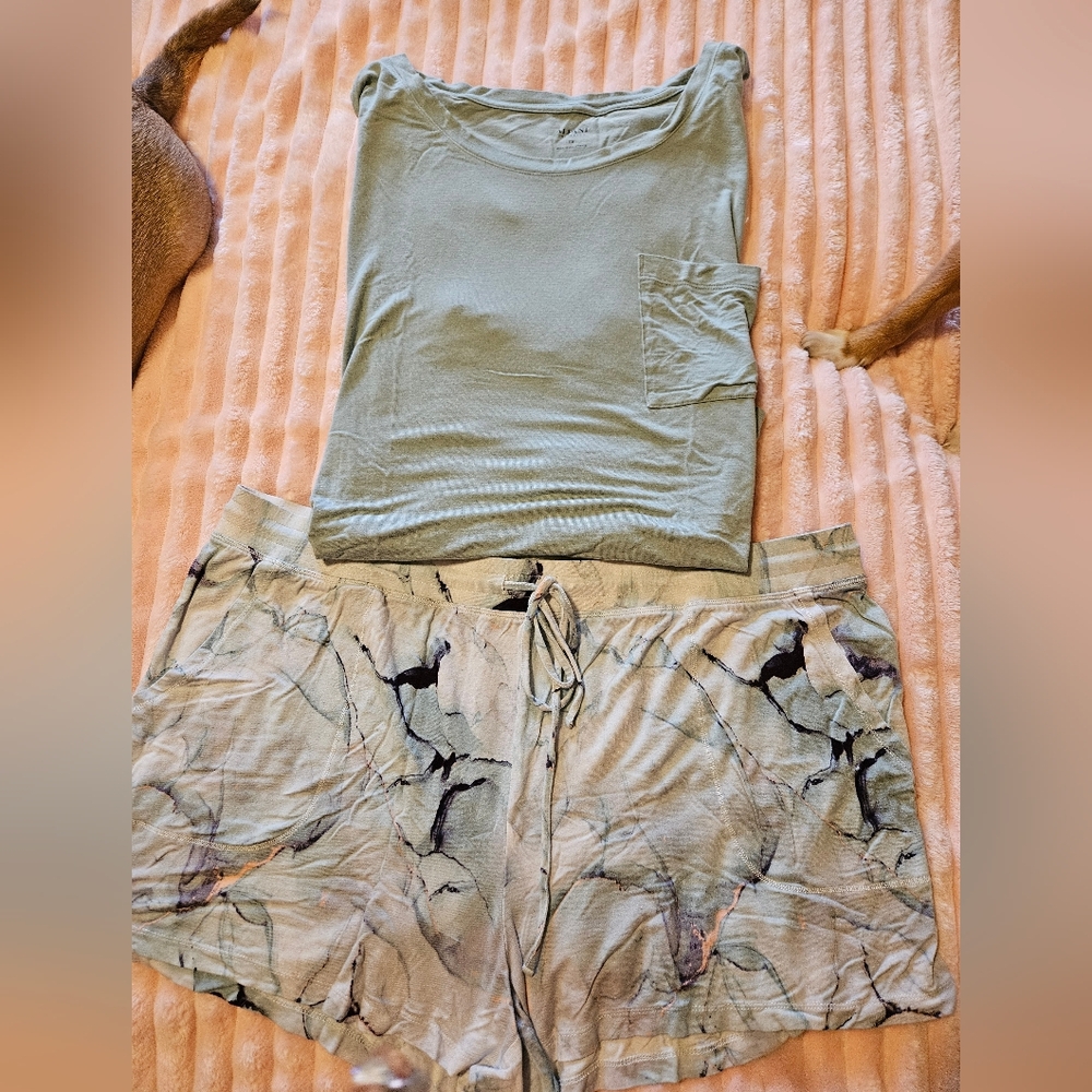 Alfani Intimates Set In Green Marble